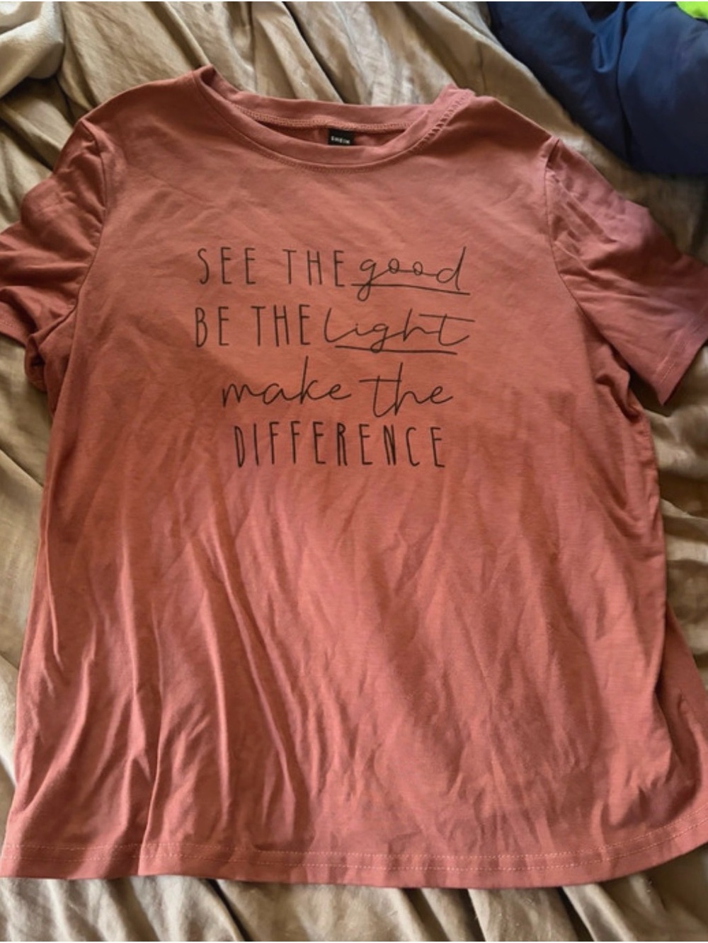 SHEIN Rose Dust Short Sleeve Graphic Tee